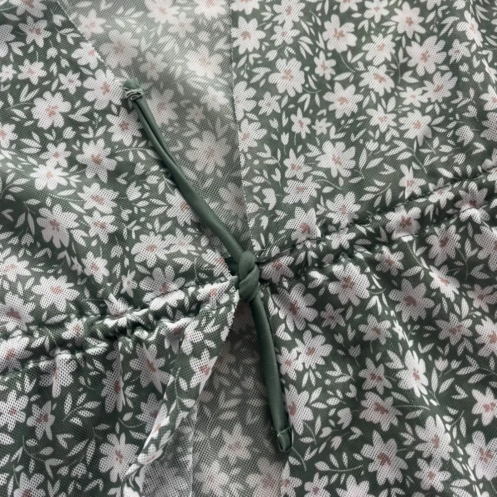 No Brand vibe appear add